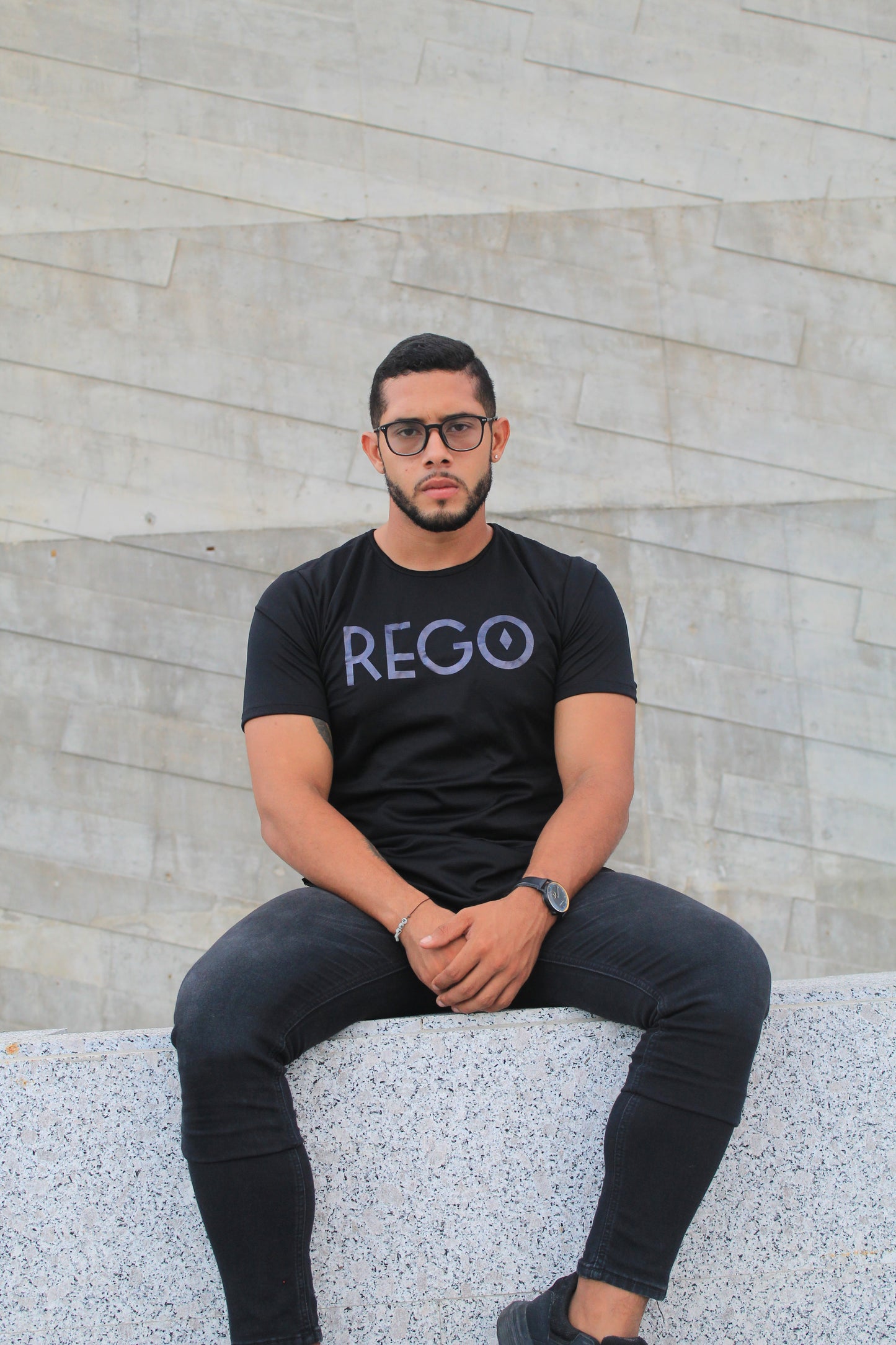 Playera con mangas negra
