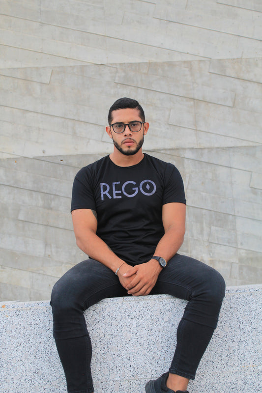 Playera con mangas negra